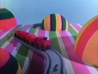 "The Little Train": En grundlig recension av denna rörande animerade film baserad på en berömd låt från NHK:s "Minna no Uta"!